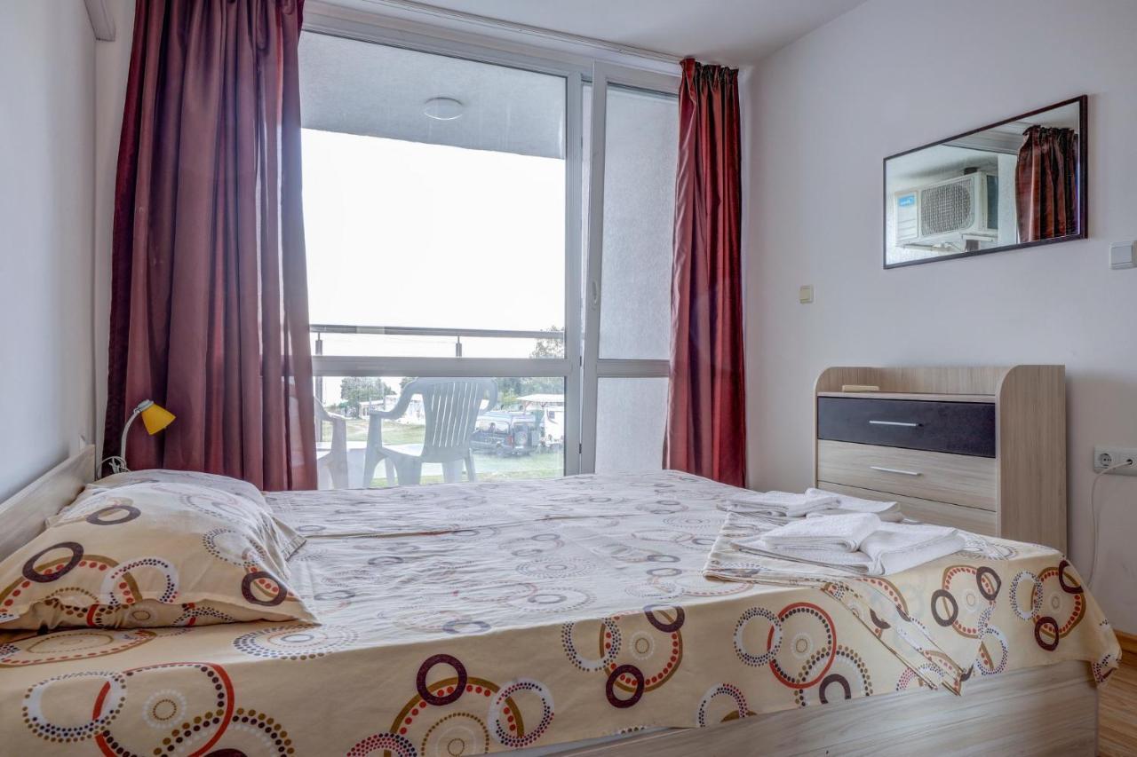 Saint George Hotel 1 バルチク エクステリア 写真