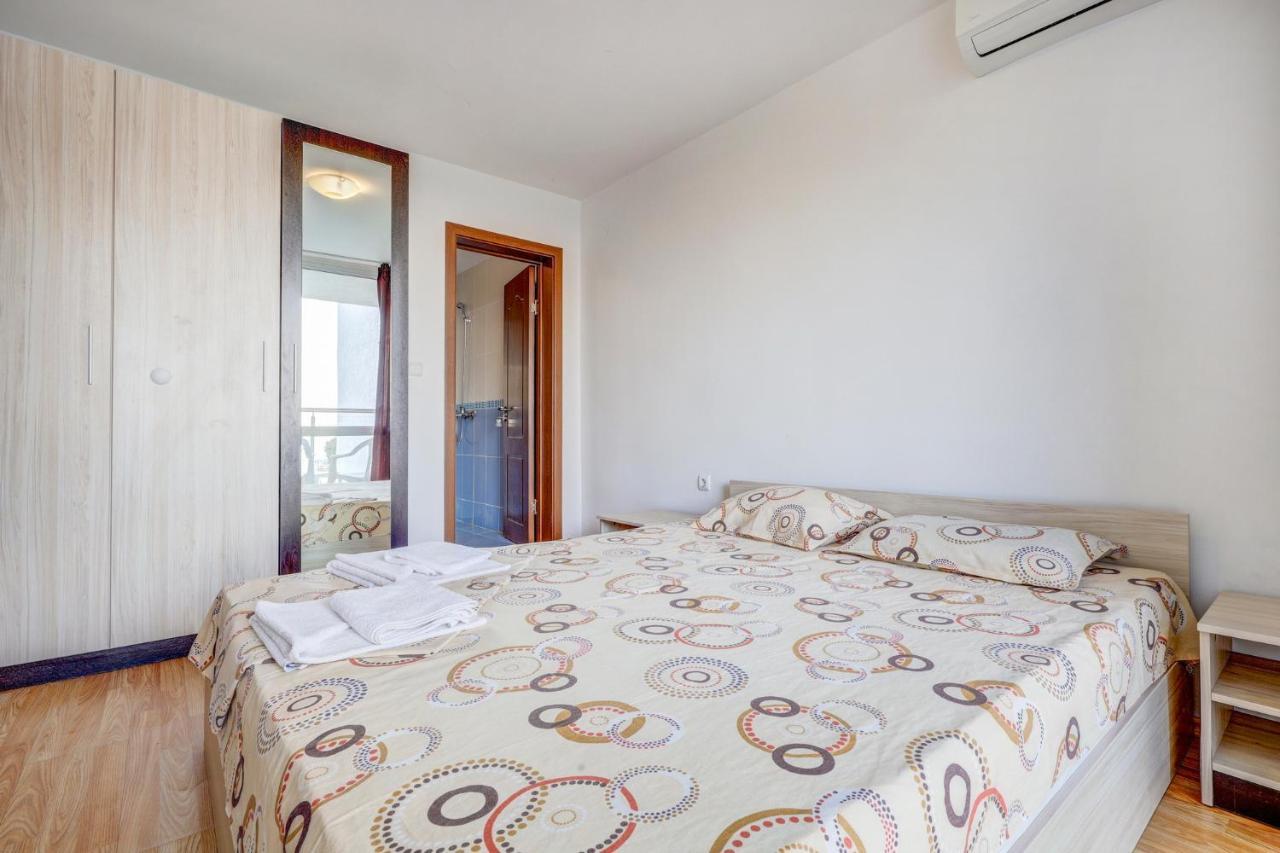 Saint George Hotel 1 バルチク エクステリア 写真